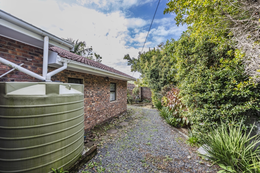 4 Bedroom Property for Sale in Nahoon Valley Park Eastern Cape